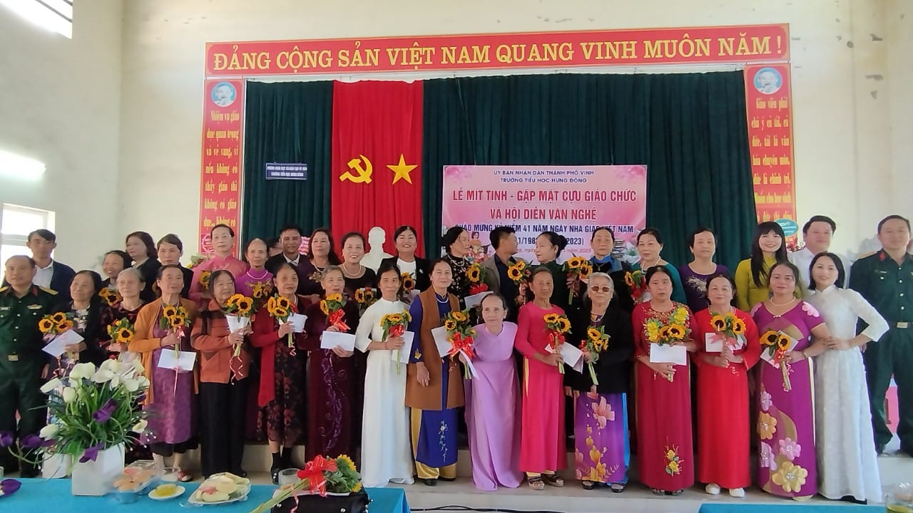 TRƯỜNG TIỂU HỌC HƯNG ĐÔNG TỔ CHỨC BUỔI GẶP GỠ CỰU GIÁO CHỨC VÀ GIAO LƯU VĂN NGHỆ VỚI CÁC TỔ CHỨC ĐOÀN THỂ