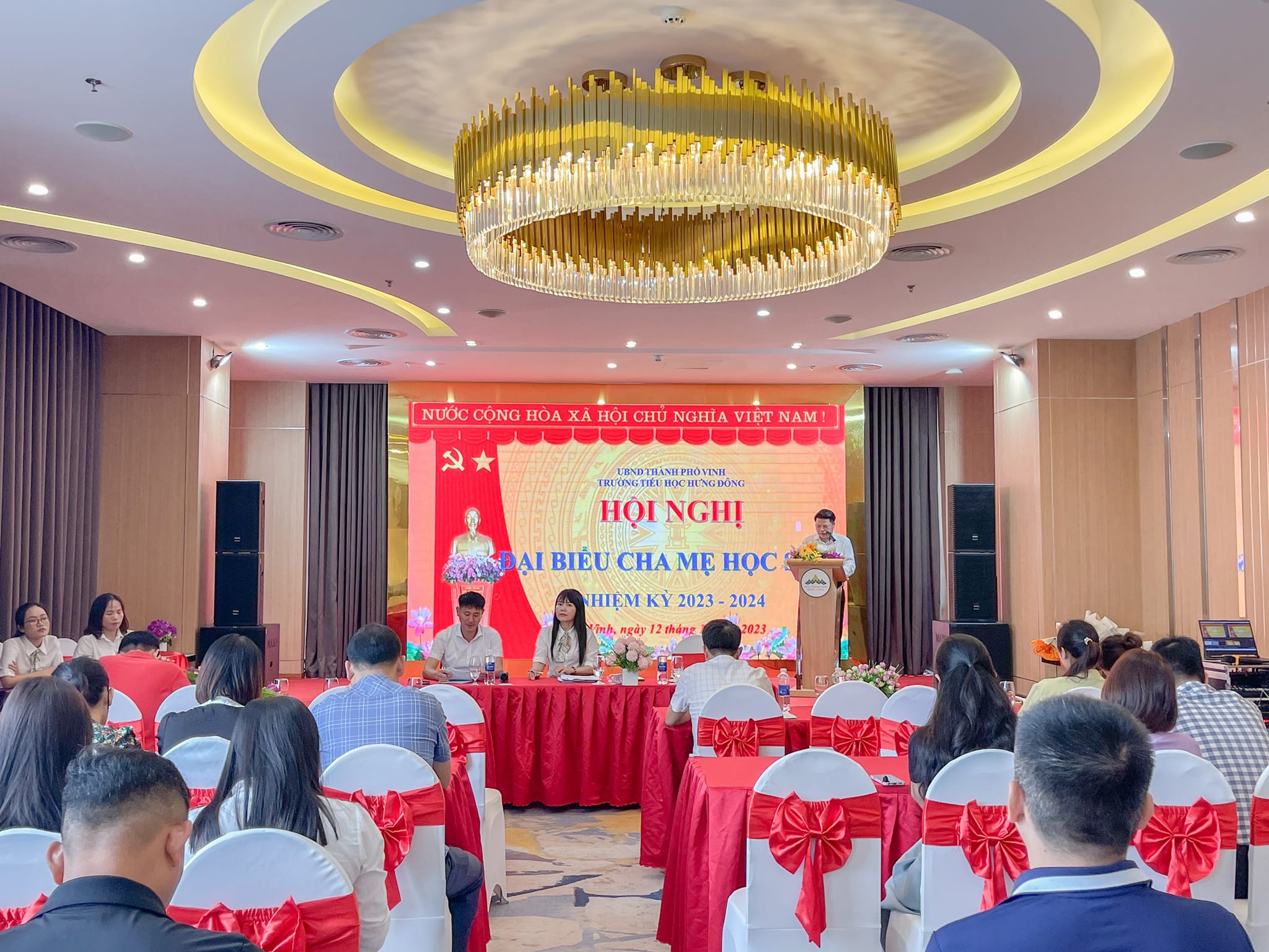 TRƯỜNG TIỂU HỌC HƯNG ĐÔNG ĐÃ TỔ CHỨC HỘI NGHỊ ĐẠI BIỂU HỘI CHA MẸ HỌC SINH NĂM HỌC 2023- 2024.