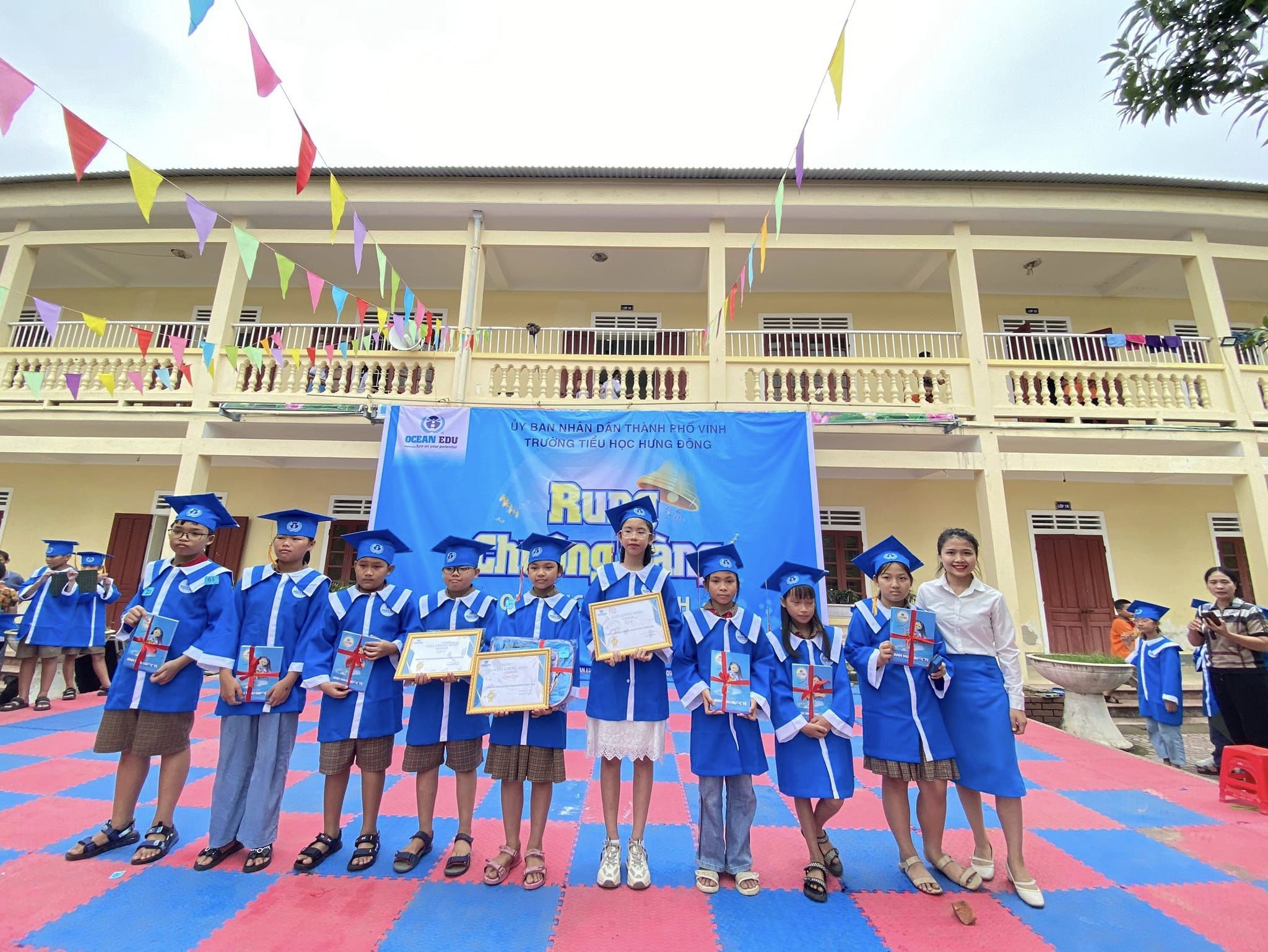 trường Tiểu học Hưng Đông phối hợp cùng trung tâm Tiếng Anh Ocean edu tổ chức thành công Câu lạc bộ Tiếng Anh - Rung chuông vàng