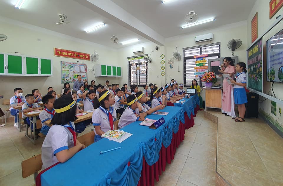 TRƯỜNG TIỂU HỌC HƯNG ĐÔNG ĐÃ PHỐI HỢP TỔ CHỨC DẠY HỌC KẾT NỐI MÔN TIẾNG ANH VỚI NỘI DUNG DẠY HỌC LỊCH SỬ ĐỊA PHƯƠNG