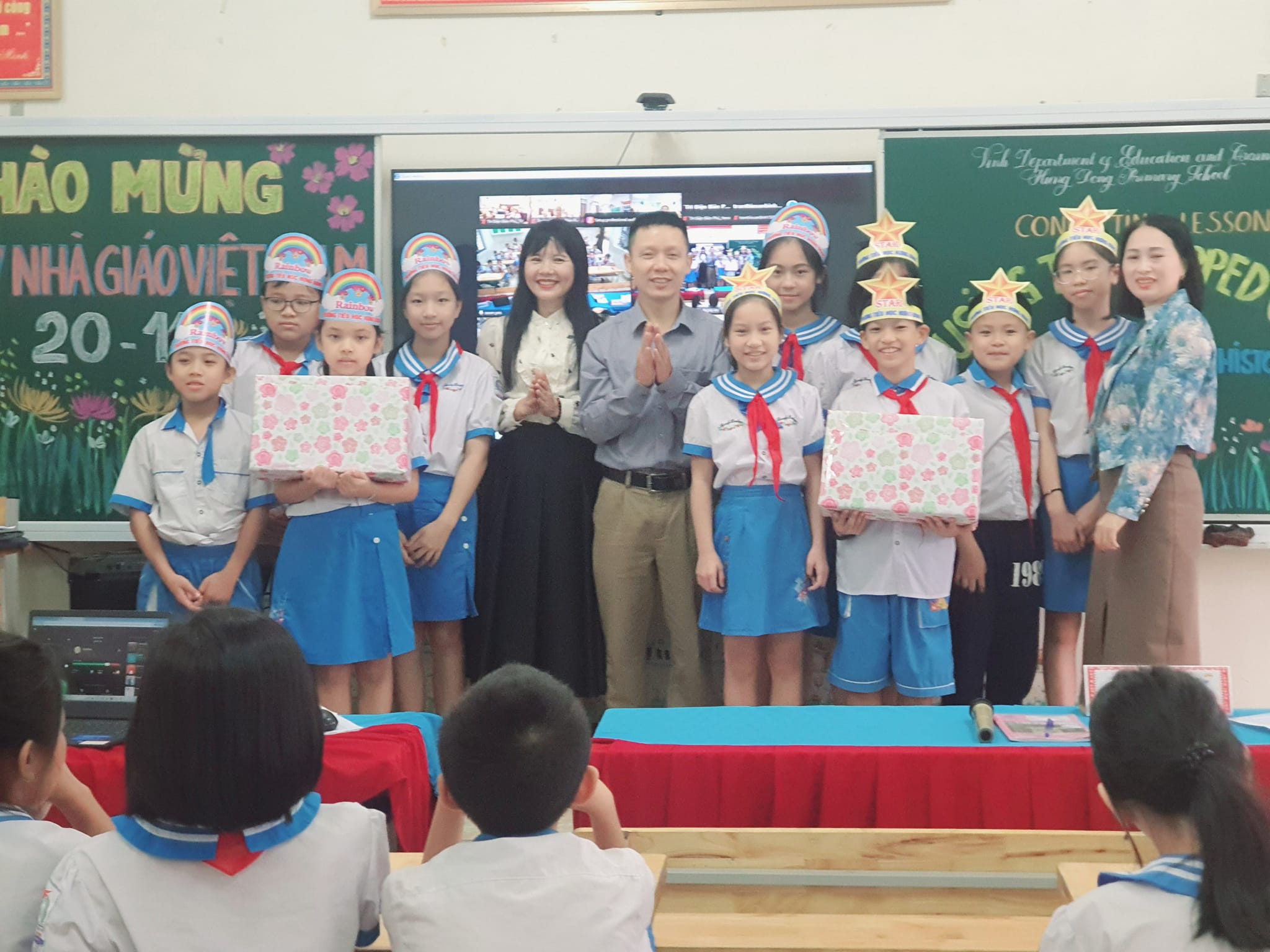TRƯỜNG TIỂU HỌC HƯNG ĐÔNG ĐÃ PHỐI HỢP TỔ CHỨC DẠY HỌC KẾT NỐI MÔN TIẾNG ANH VỚI NỘI DUNG DẠY HỌC LỊCH SỬ ĐỊA PHƯƠNG