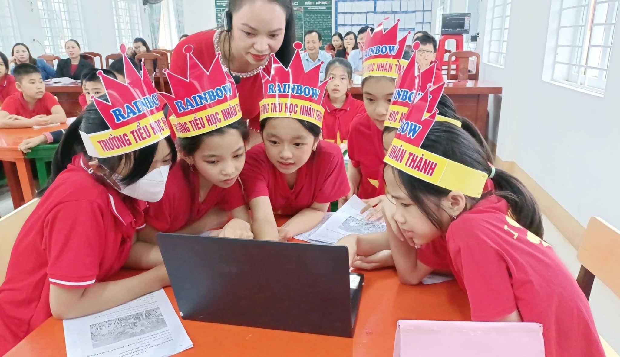 TRƯỜNG TIỂU HỌC HƯNG ĐÔNG ĐÃ PHỐI HỢP TỔ CHỨC DẠY HỌC KẾT NỐI MÔN TIẾNG ANH VỚI NỘI DUNG DẠY HỌC LỊCH SỬ ĐỊA PHƯƠNG