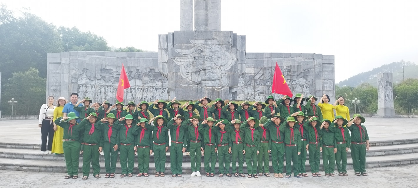 CHÀO MỪNG 79 NĂM NGÀY QĐND VN VÀ 34 NĂM NGÀY QUỐC PHÒNG TOÀN DÂN.